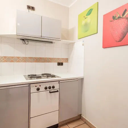Πανσιόν Garden House & East Park-apartments