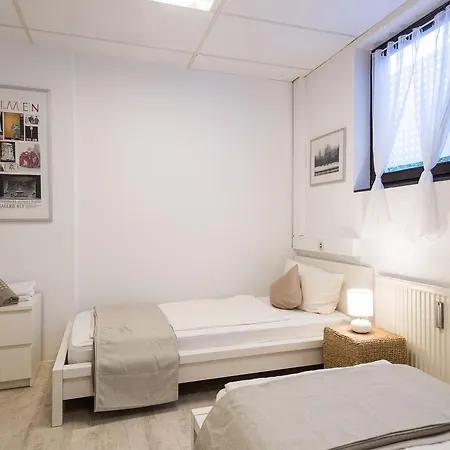 Garden House & East Park-apartments Maison d'hôtes 2*
